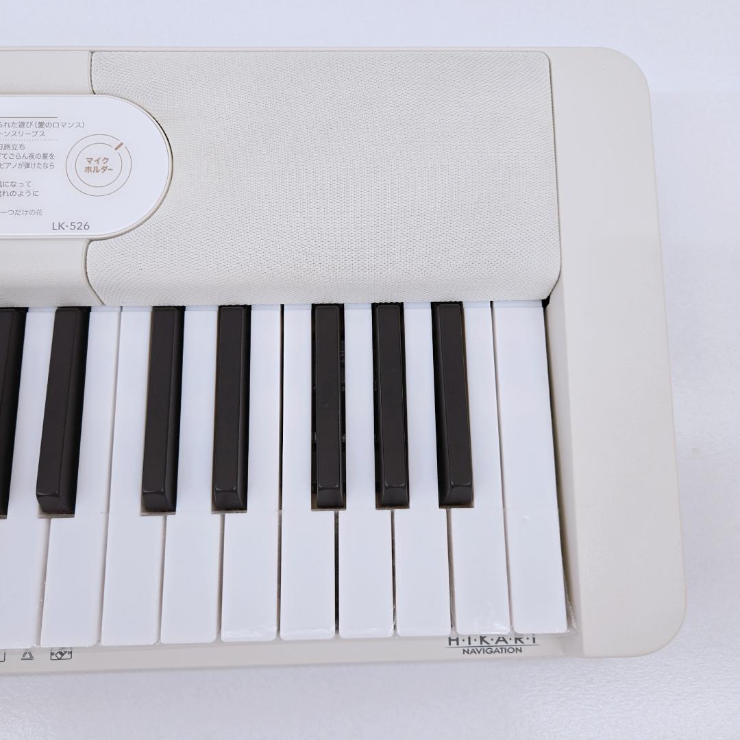 【未使用品】カシオ LK-526 楽らくキーボード 光ナビゲーション ピアノ