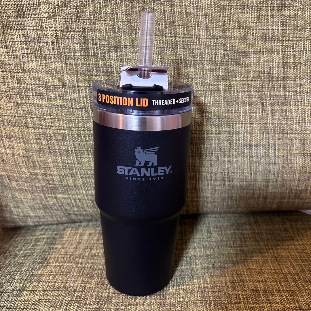 STANLEYタンブラークエンチャー　コラボ　ニューエラ　　新品未使用