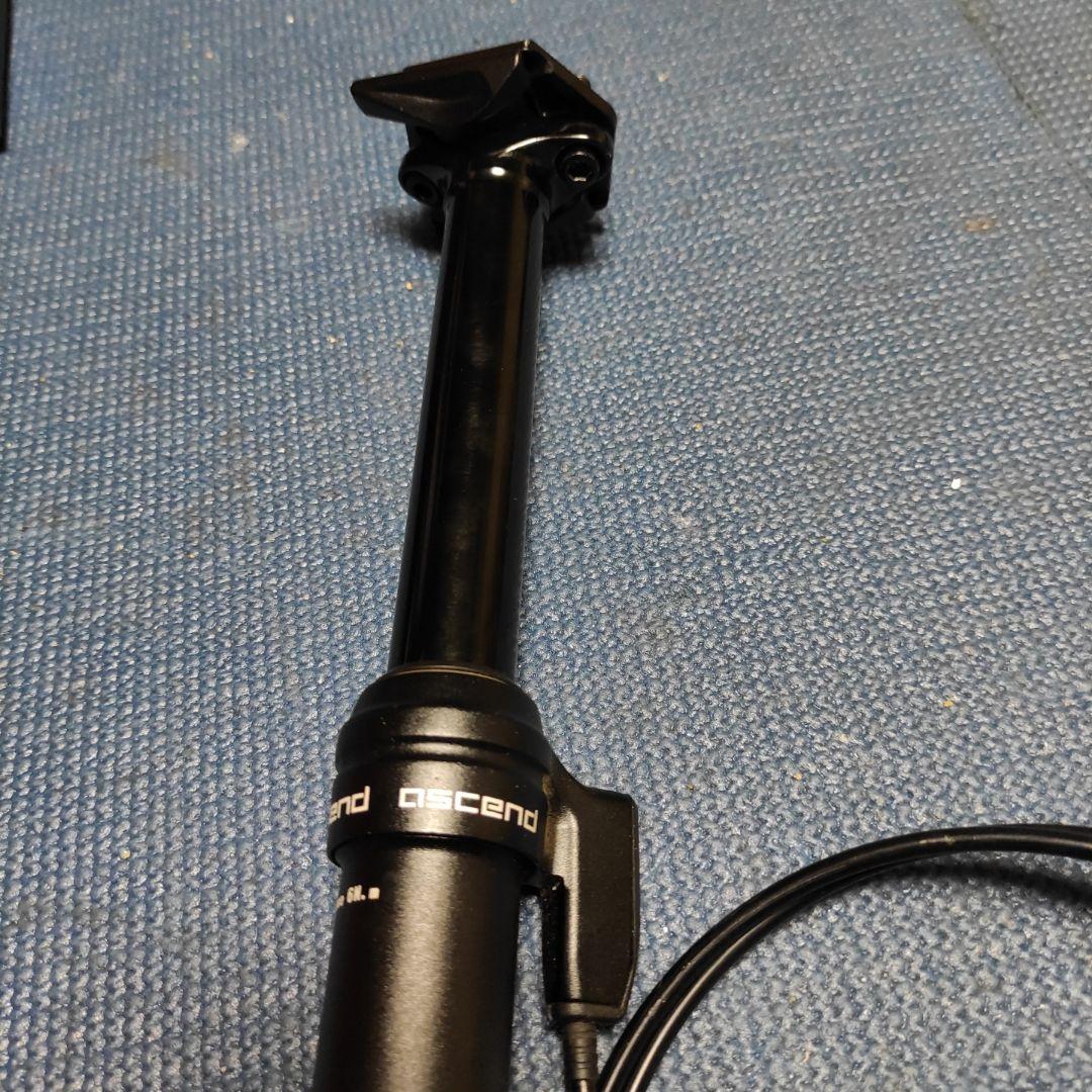 Ascend シートポスト seat clamp