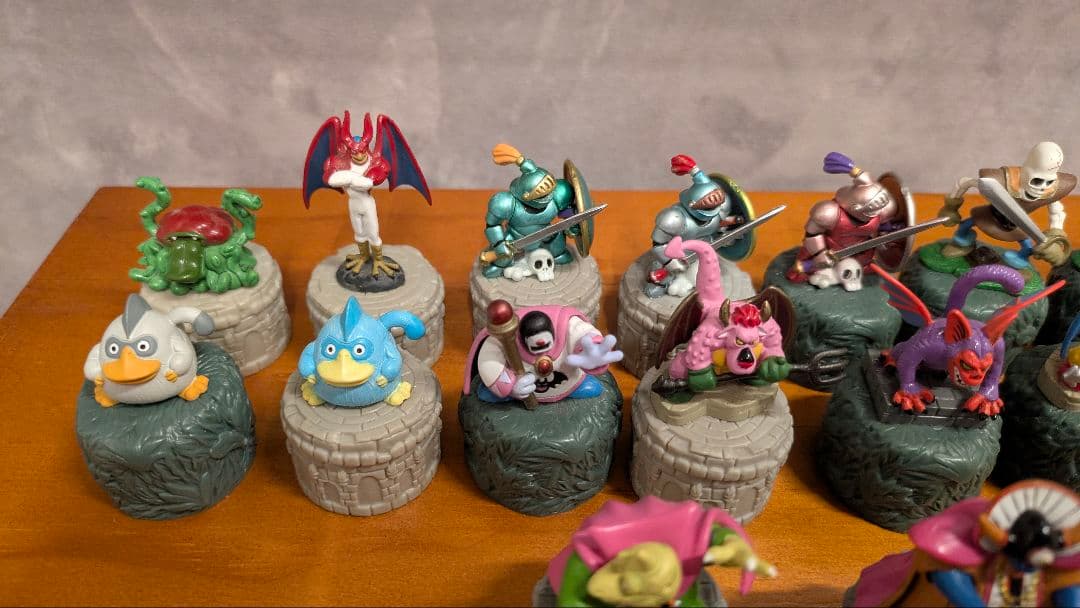 注意:ハラレロ【希少品】ドラゴンクエスト　ボトルキャップ　35体まとめ売り