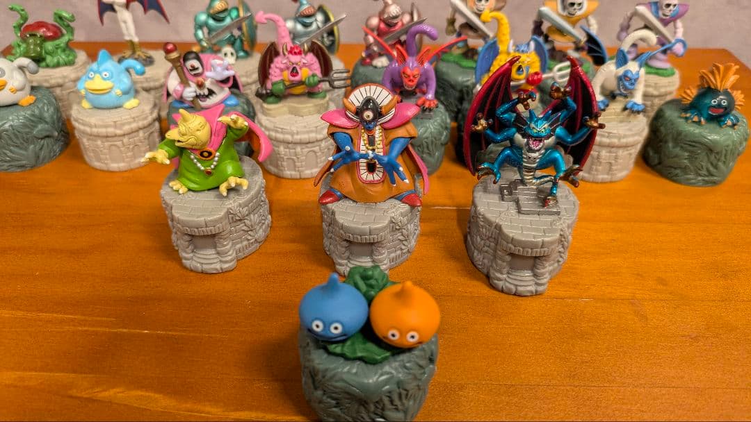 注意:ハラレロ【希少品】ドラゴンクエスト　ボトルキャップ　35体まとめ売り
