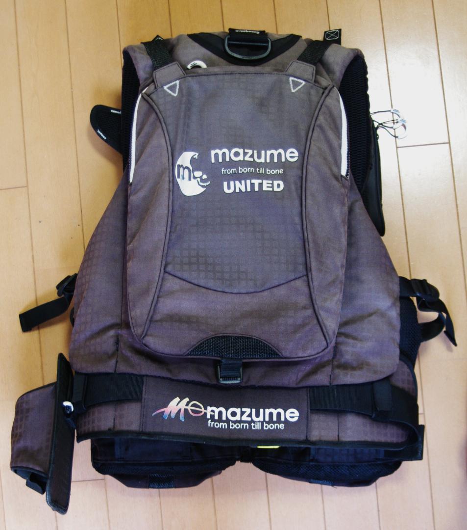 mazumeライフジャケット レッドムーンＶ