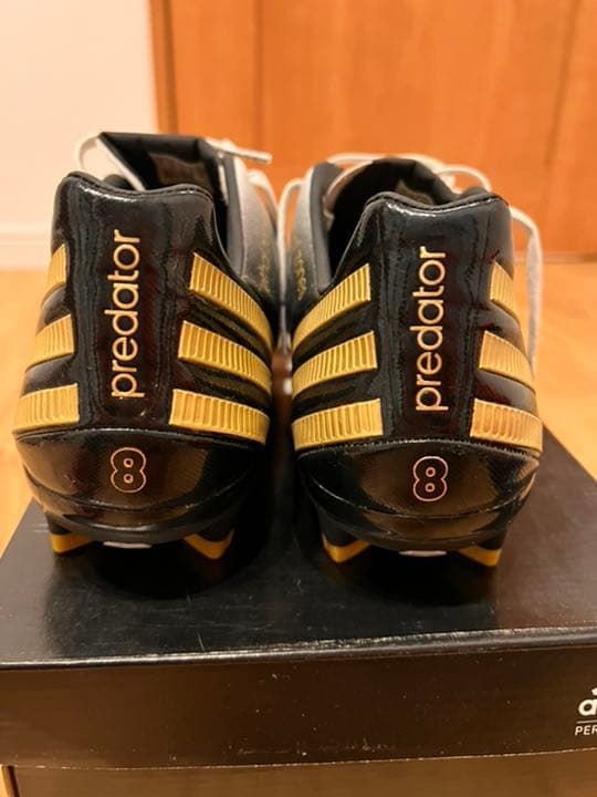 adidas プレデター　リーサルゾーン　HG