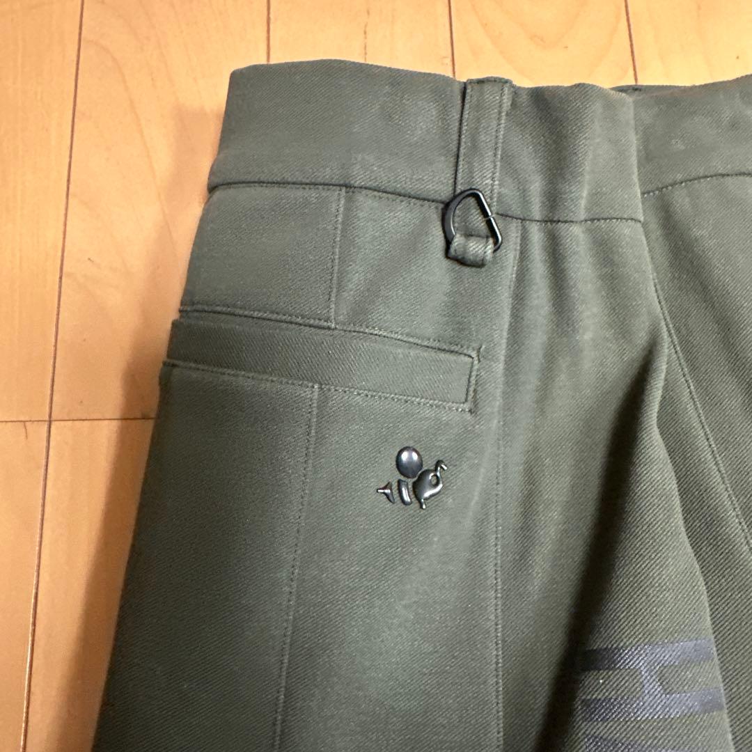 8 YARDS カーキ プリーツスカート