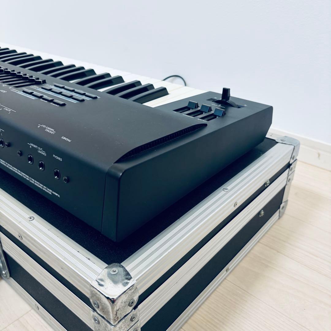 Roland JV-90 名機シンセ 動作良好 ハードケース付 76鍵 JV