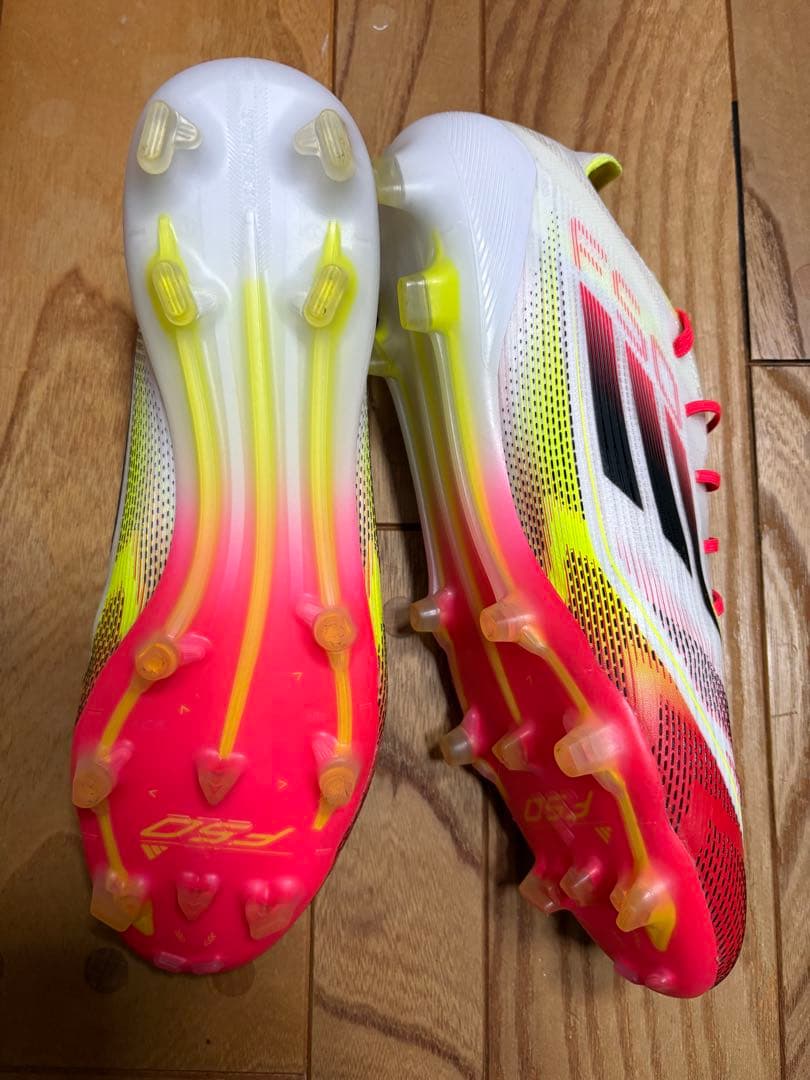 新古品　大特価　アディダス　F50 ELITE FG 27.5cm