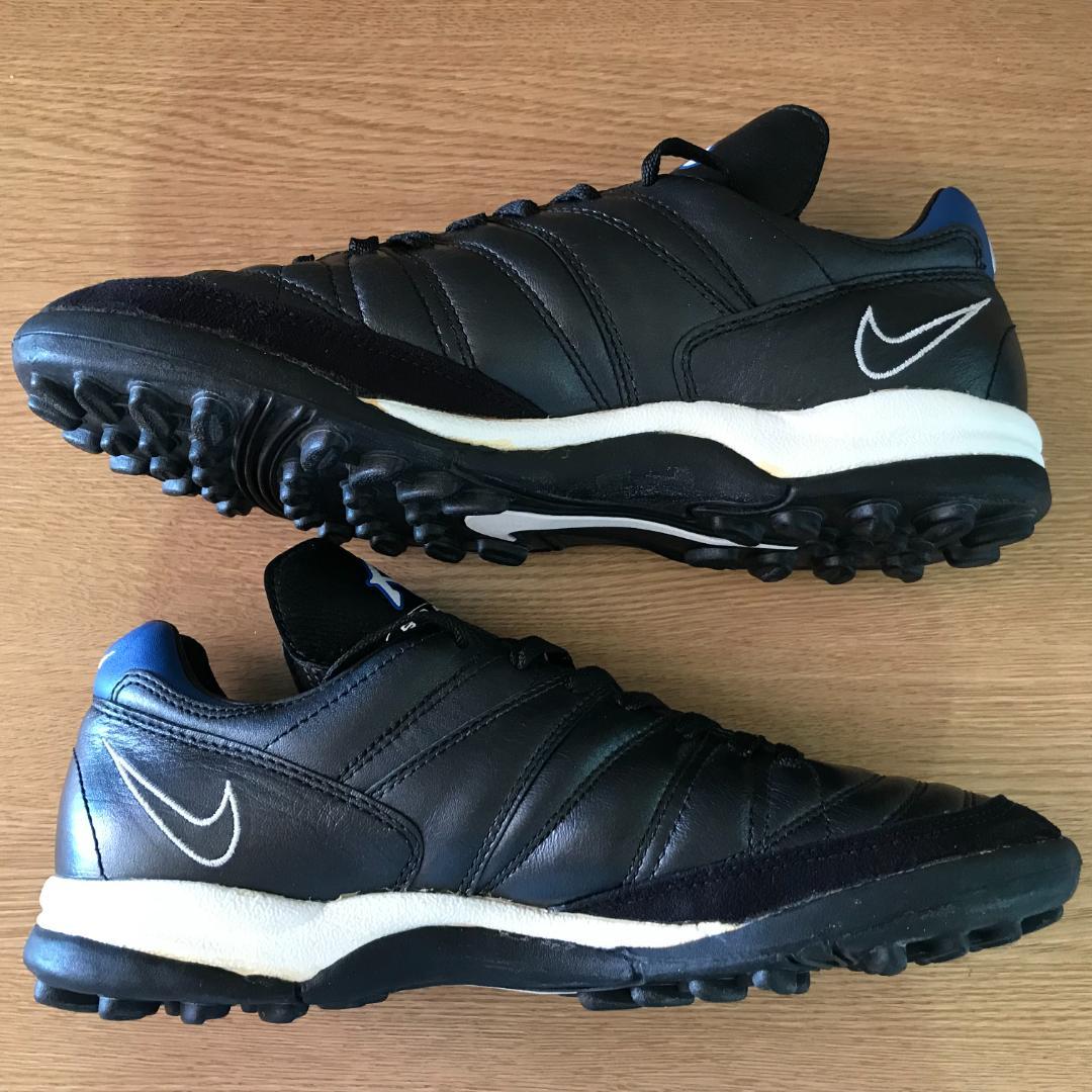 NIKE 98 エアブラジリア　ＴＦ　２７．０cm