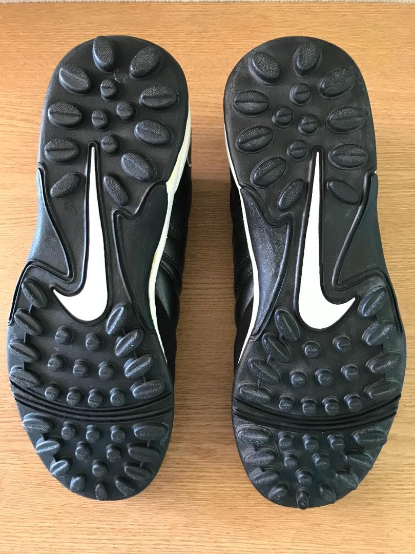 NIKE 98 エアブラジリア　ＴＦ　２７．０cm