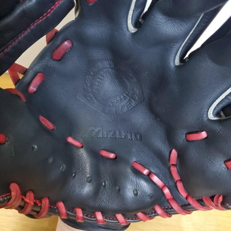 ミズノ MIZUNO ダイアモンドヒーロー 限定モデル 内野用 軟式グローブ