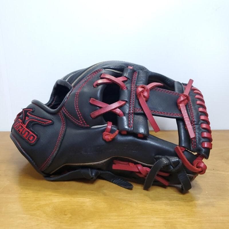 ミズノ MIZUNO ダイアモンドヒーロー 限定モデル 内野用 軟式グローブ