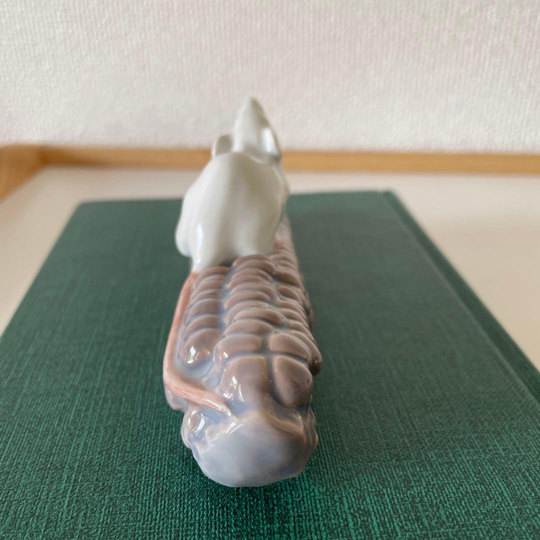 ・Mouse on corn cob・１９８１年・１４cm・ Cop・