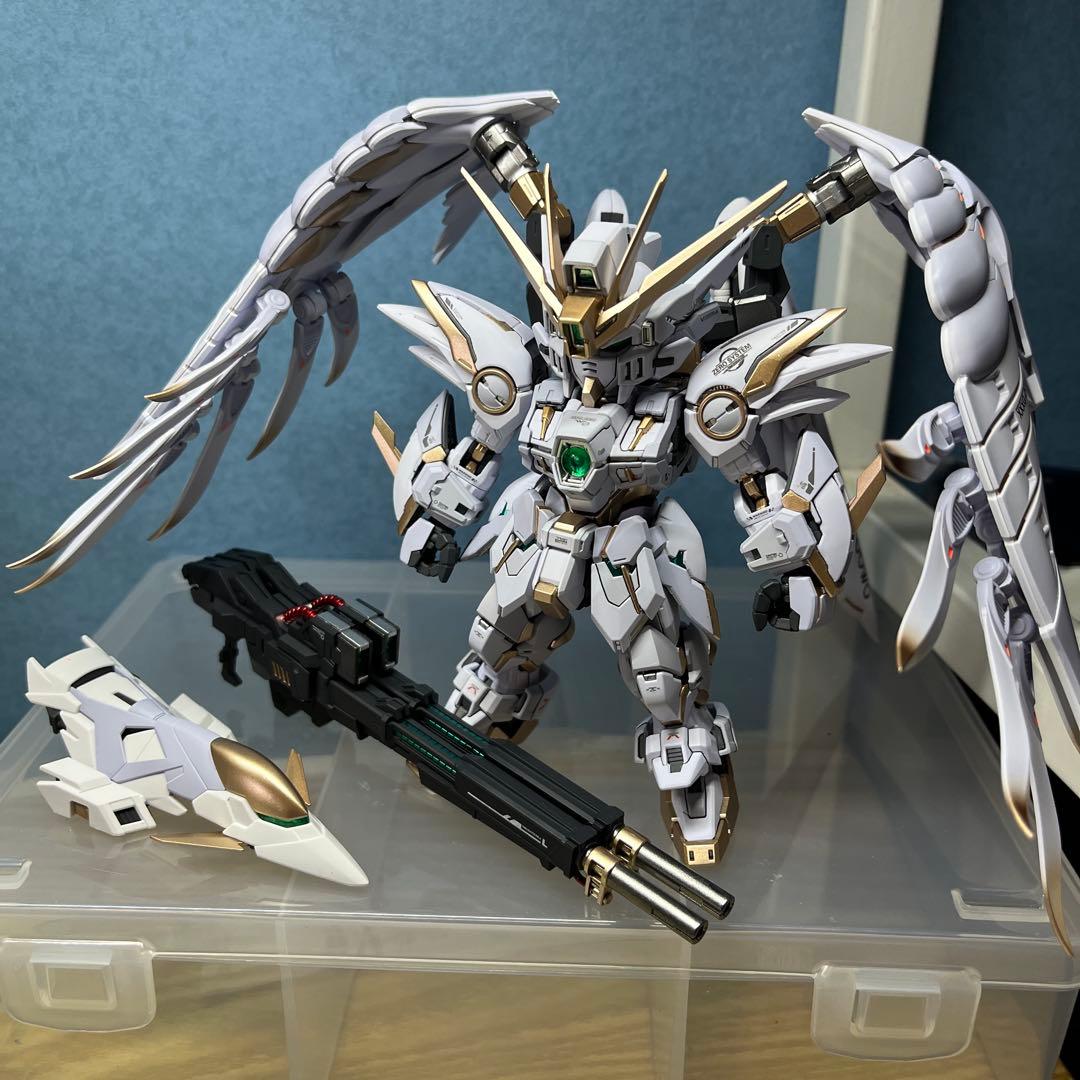 MGSD ウイングガンダムゼロewスノーホワイトプレリュード塗装完成品