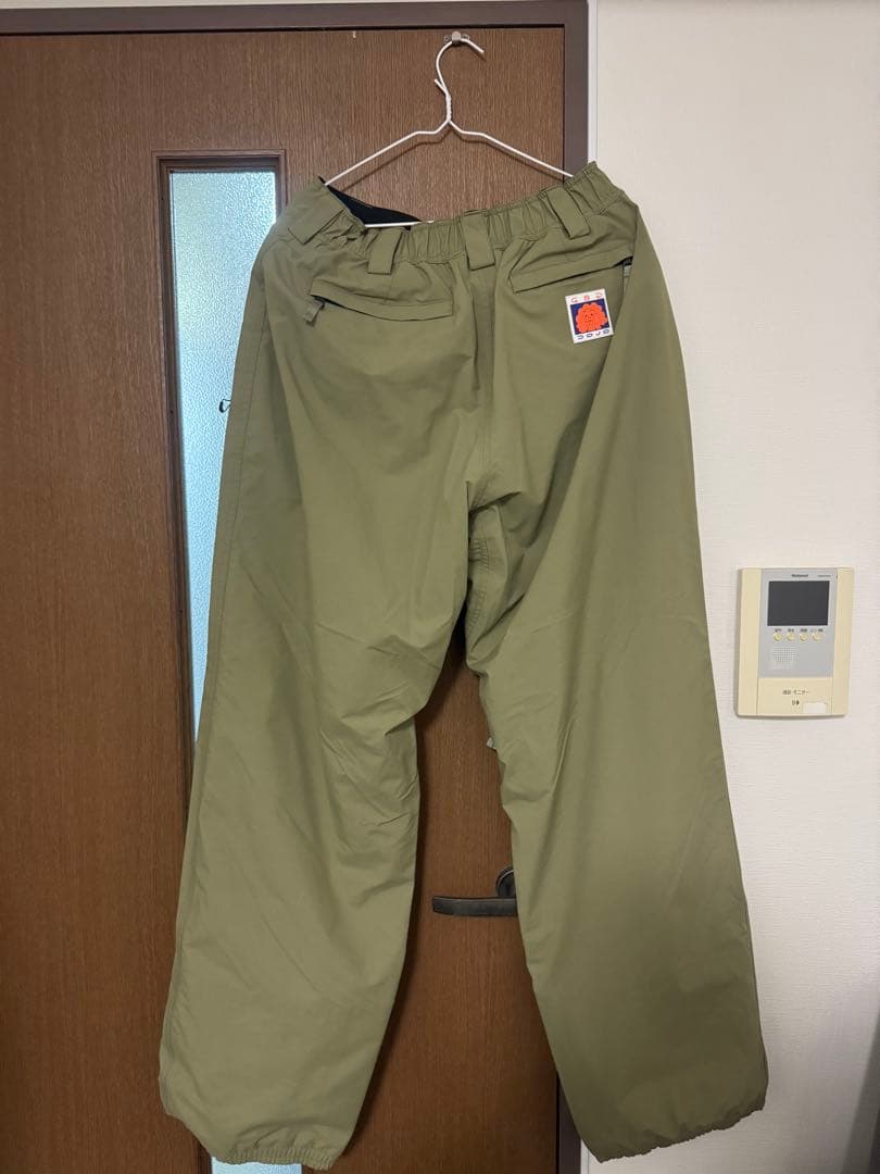 スノーボード　686 DOJOパンツ　GORE-TEX