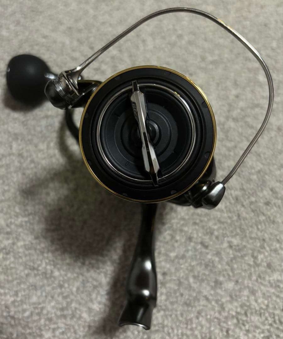 【美品】シマノ 20ツインパワー C5000XG TWIN POWER