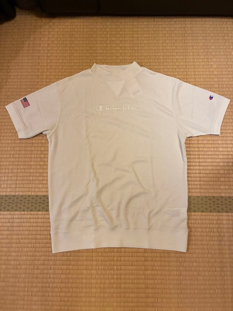 Champion 速乾 ショートスリーブモックネックシャツ、ショートパンツセット
