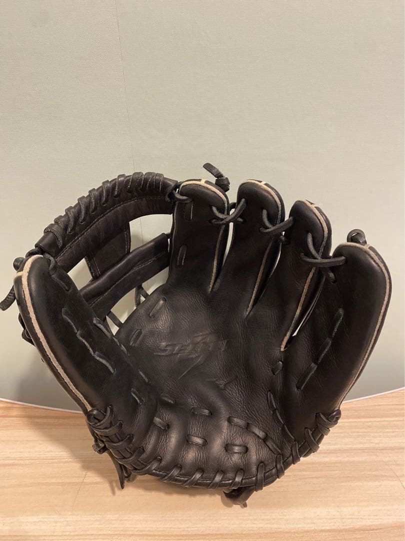 Mizuno ブラック 野球グローブ