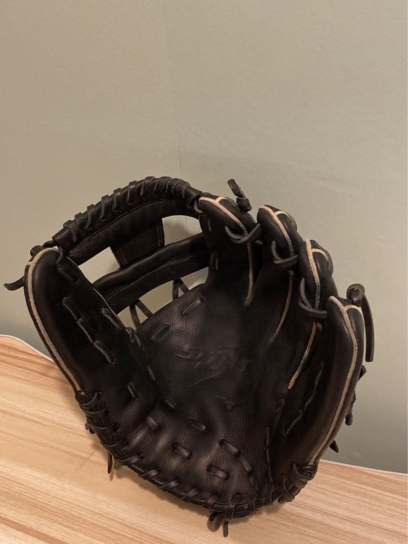 Mizuno ブラック 野球グローブ