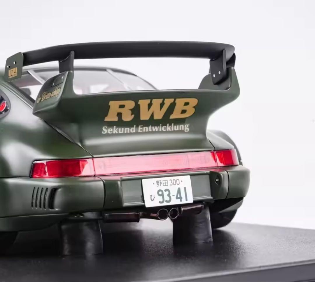 ポルシェ 911 (964) RAUH-Welt 1/18スケールモデルミニカー