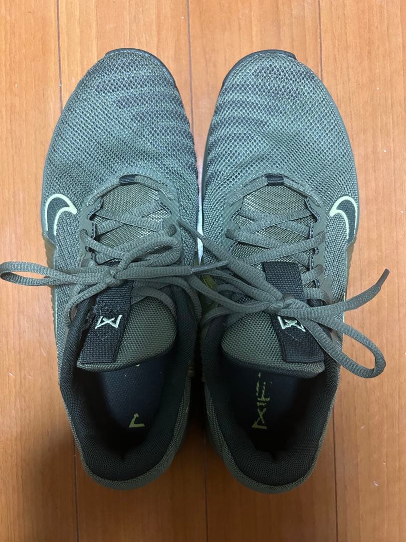 NIKE メトコン9 オリーブ