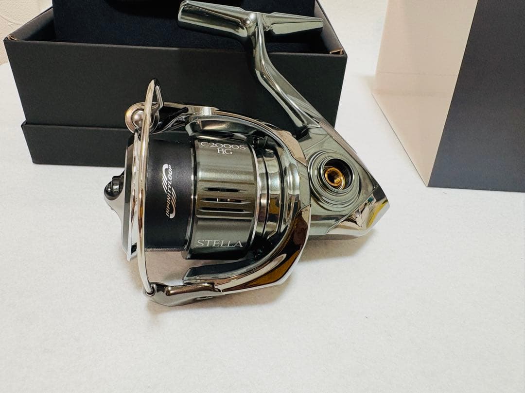 シマノ 22ステラ C2000SHG 新品　未使用