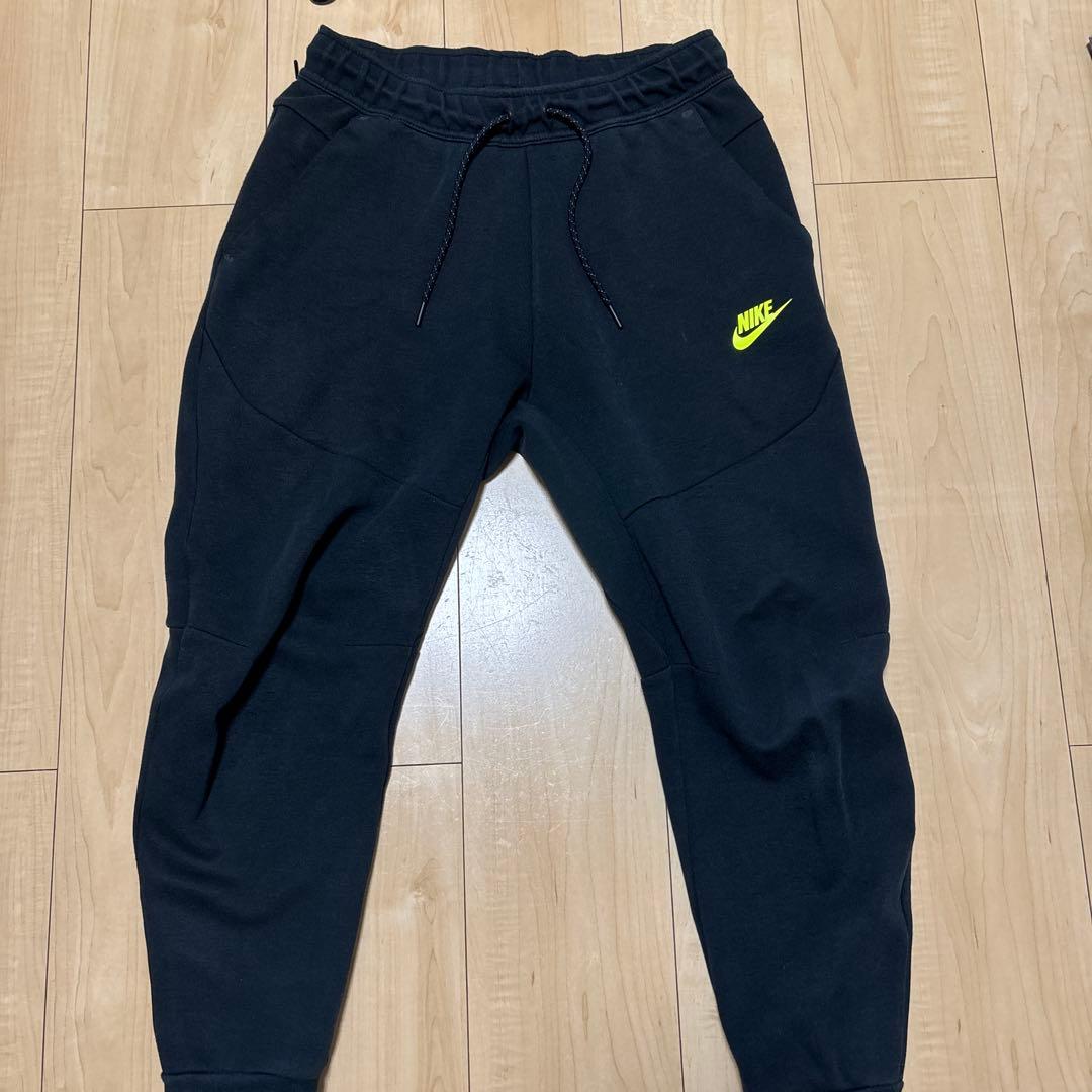 ら*ー様 NIKEテックフリース 廃盤モデル黒タグ 上下セットアップ