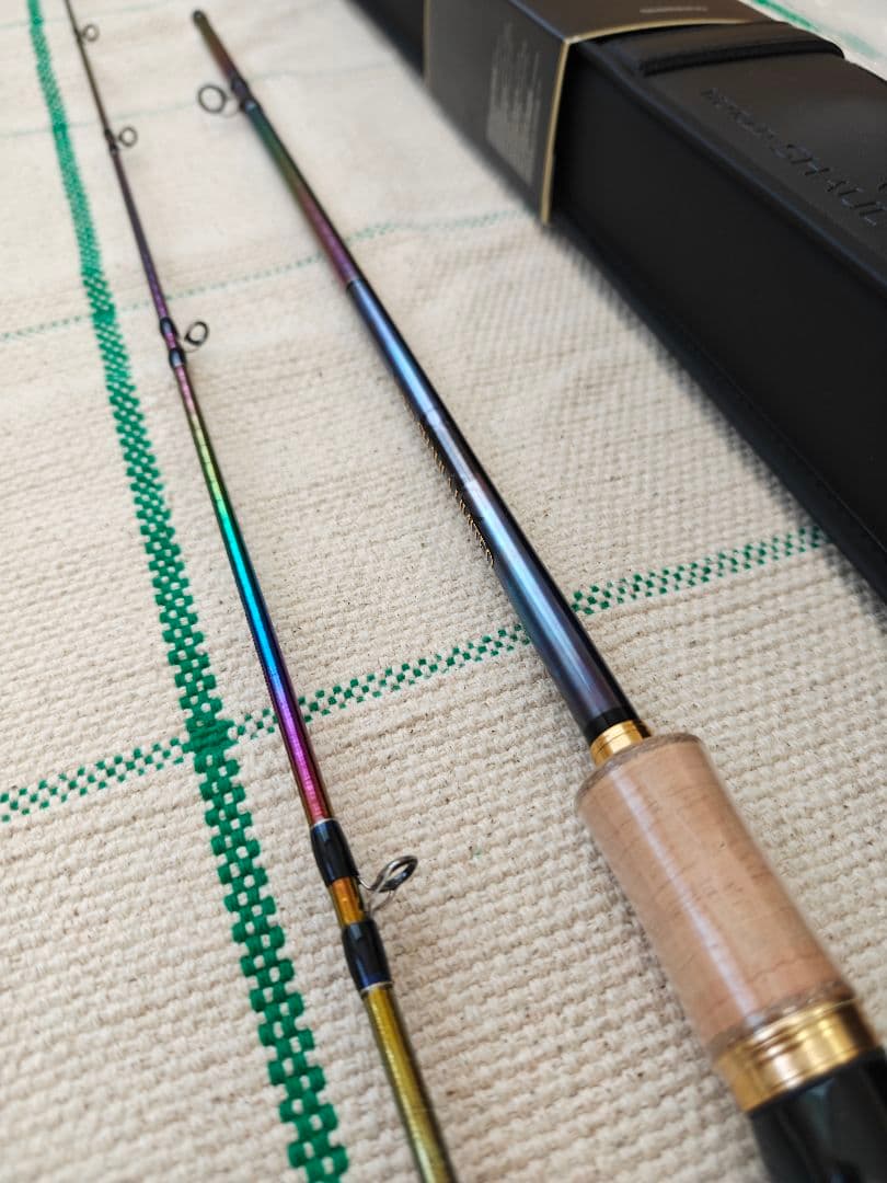 【新品未使用】シマノ ワールドシャウラ リミテッド 1702R-2