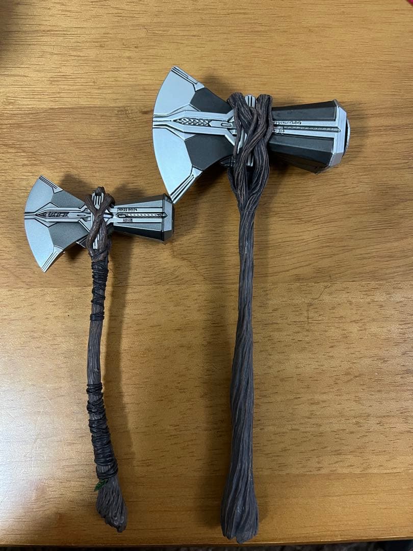 アベンジャーズIW ソー ホットトイズ