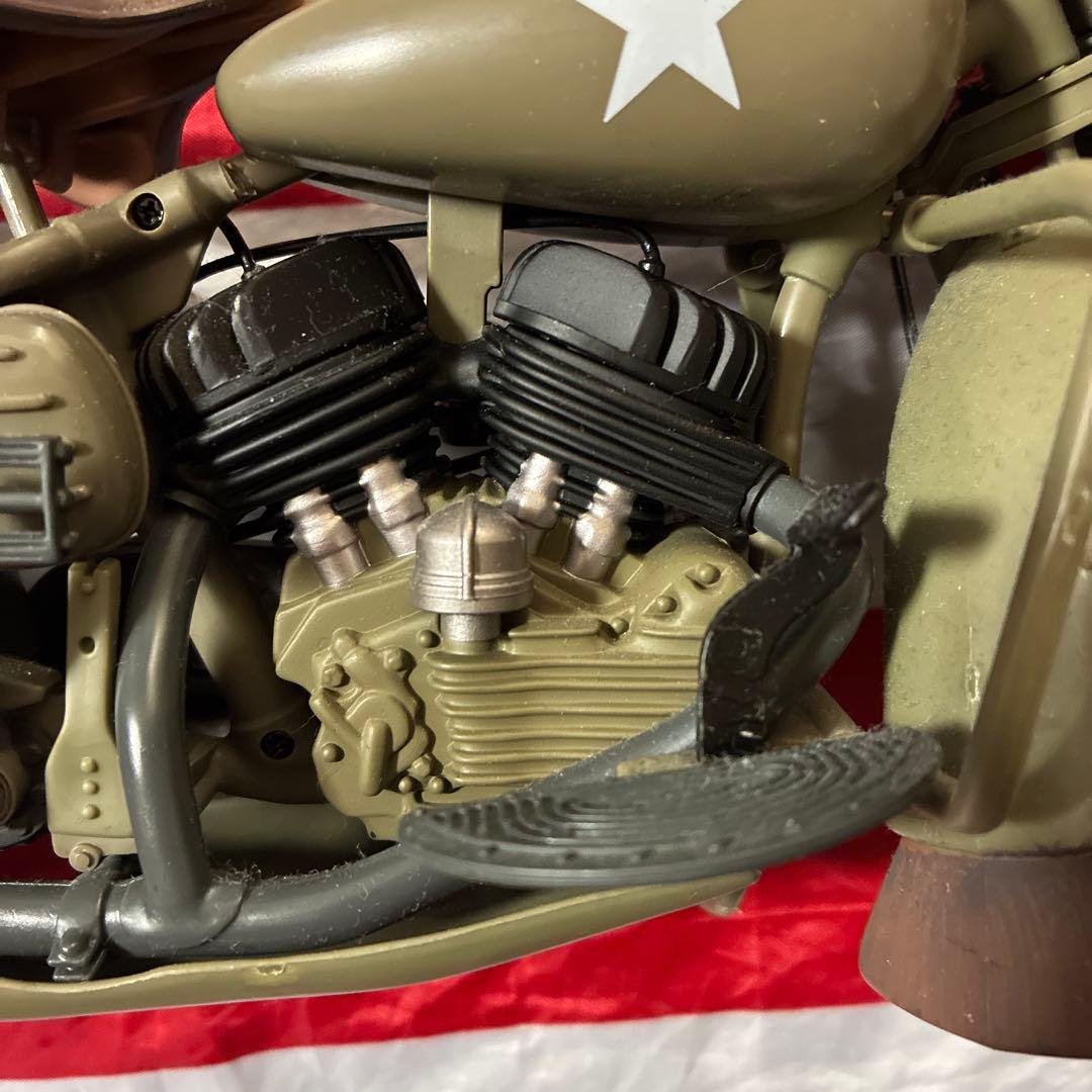 ハズブロ製1/6ハーレー・ダビッドソンWLA45&アメリカ陸軍伝令兵BOXセット