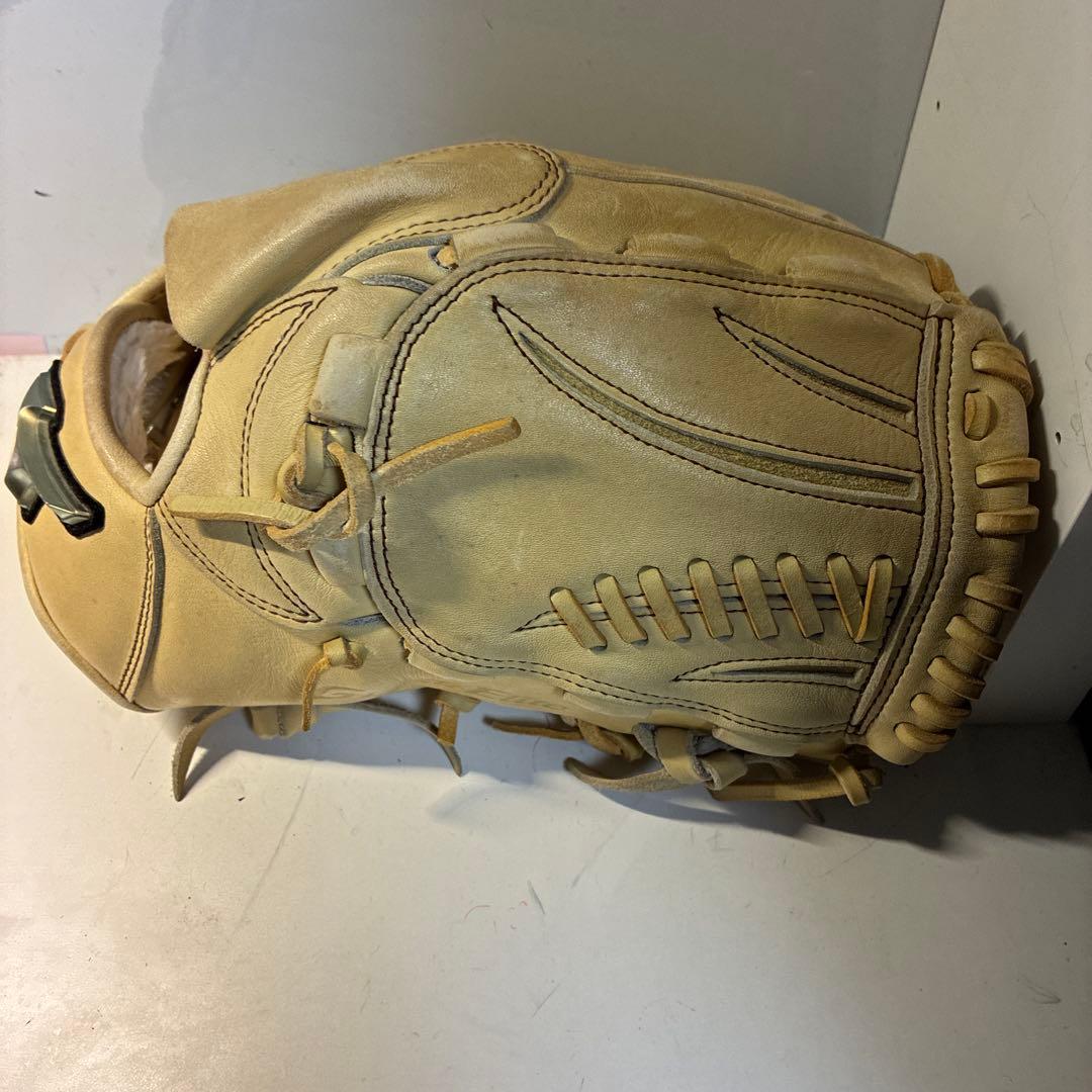 Mizuno 硬式グローブ ベージュ