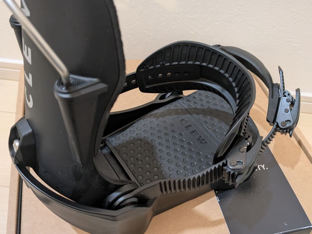 【超美品】CLEW INDEPENDENCE ビンディング ブラック Sサイズ