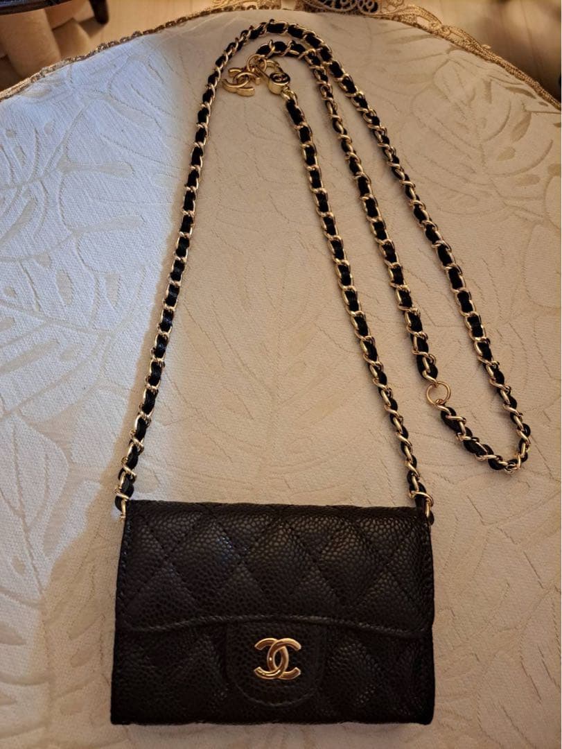 CHANELノベルティ チャーム付きチェーン 財布