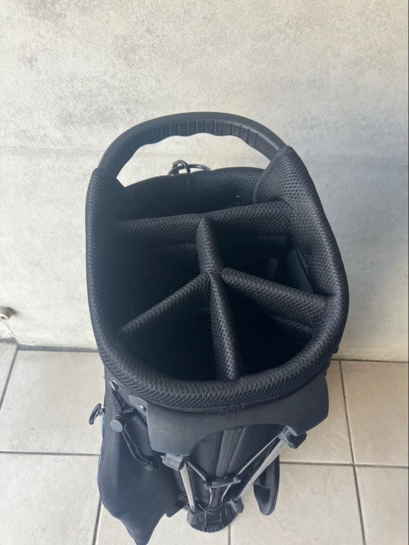 美品　オデッセイ　ODYSSEY スタンド式キャディバッグ