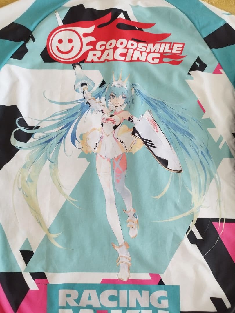 GOODSMILE RACING 　ウィンドブレーカー　Mサイズ　レーシングミク