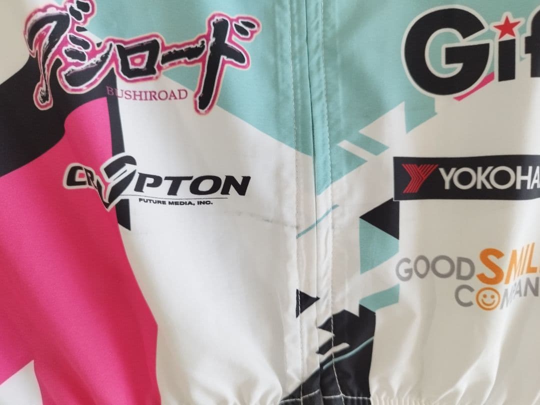 GOODSMILE RACING 　ウィンドブレーカー　Mサイズ　レーシングミク
