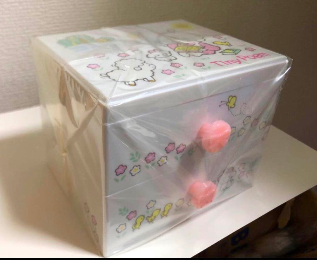 サンリオ　タイニーポエム　プラチェスト　新品