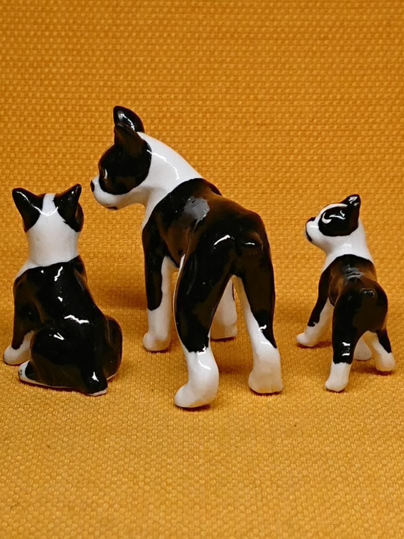 【美品】犬　ボストンテリア　陶器　置物　インテリア　工芸品　美術品　A2671