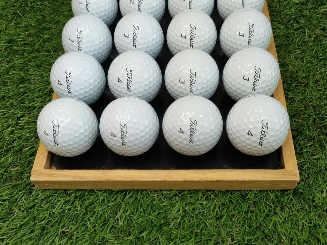最新タイトリストPROV1　2025年モデル優良ロストボール20個。
