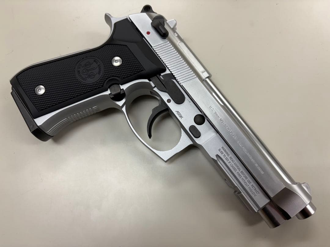 マルイ ベレッタ M9A1 新型INOXタイプ 最終型 美品