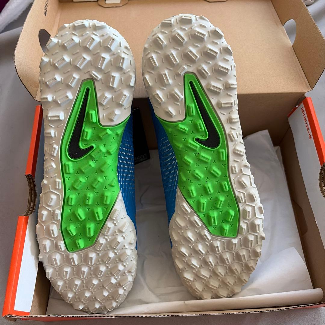 Nike Phantom サッカーシューズ 青