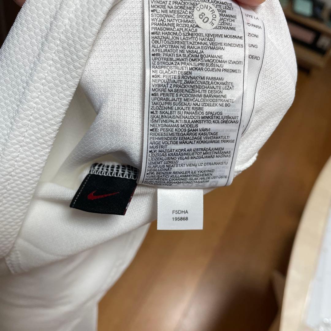 サッカーユニフォーム　ユベントス ゴールキーパー用　七分袖　サイズL