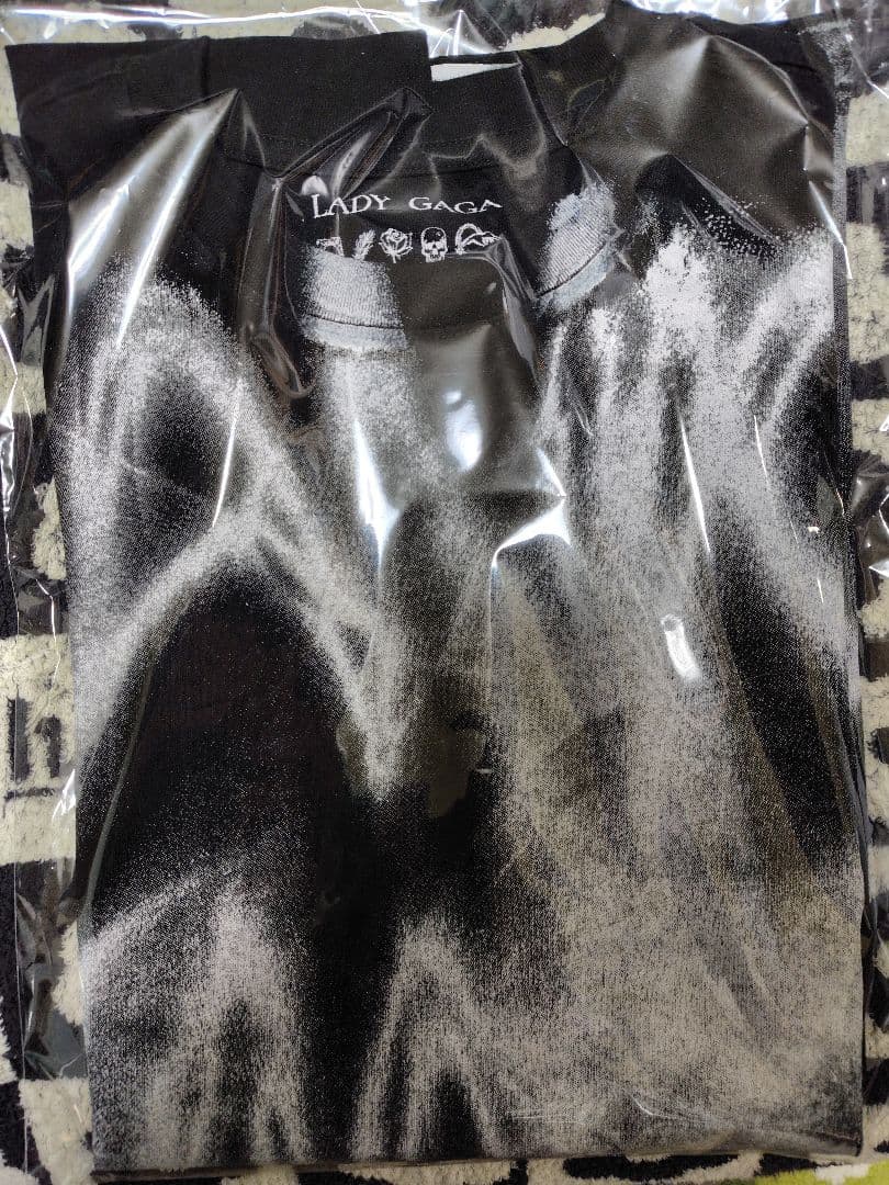 レディガガ MAYHEM BALL VANISH DATEBACK Tシャツ M