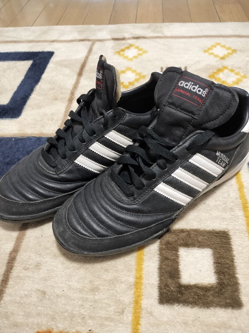 adidas Mundial Team トレーニングシューズ
