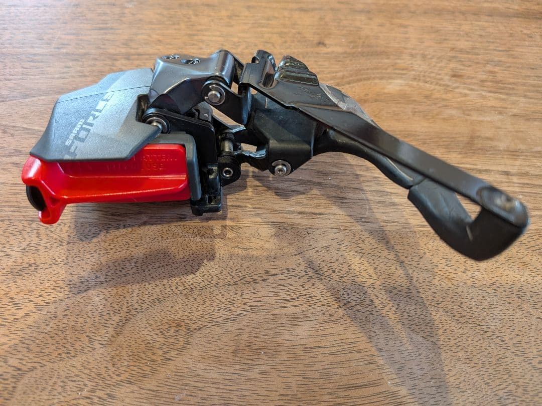 SRAM FORCE e−tap12速用フロントディレイラー
