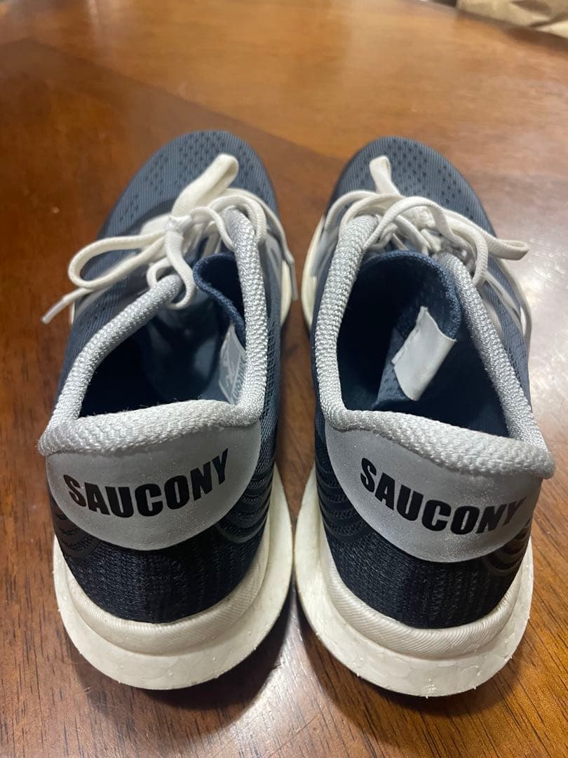 sauconyランニングシューズ