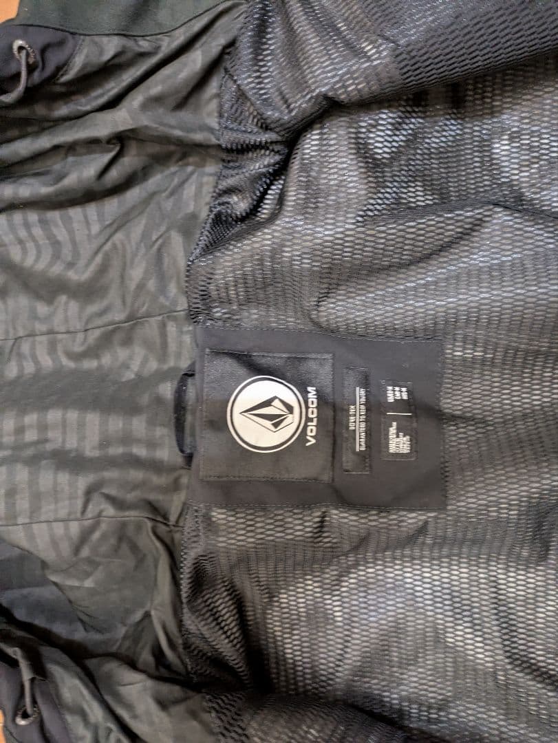 VOLCOM GORE-TEX防水スノーボードウェア上下セット US/Мサイズ