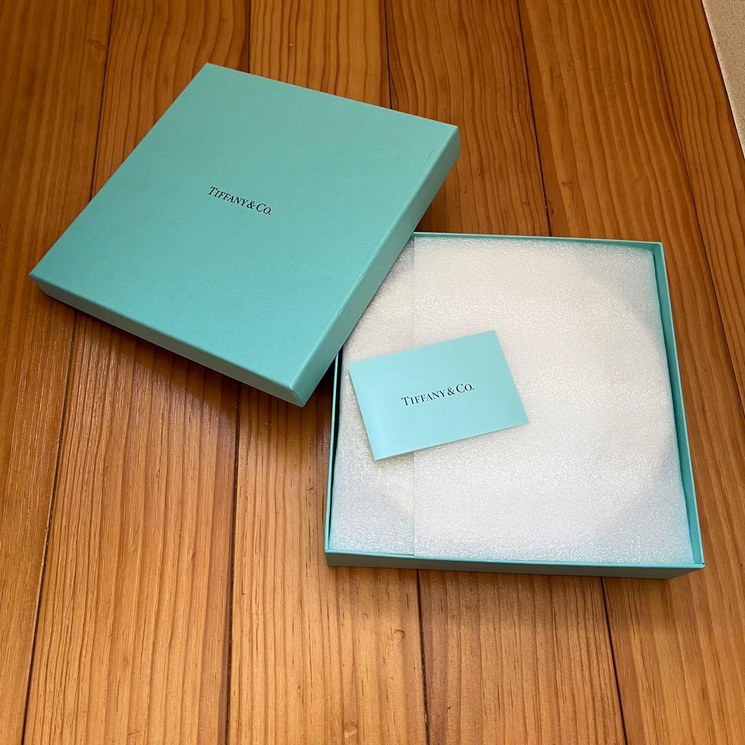 ティファニーTiffany ノーツ Notes ペアプレートホワイト×ゴールド