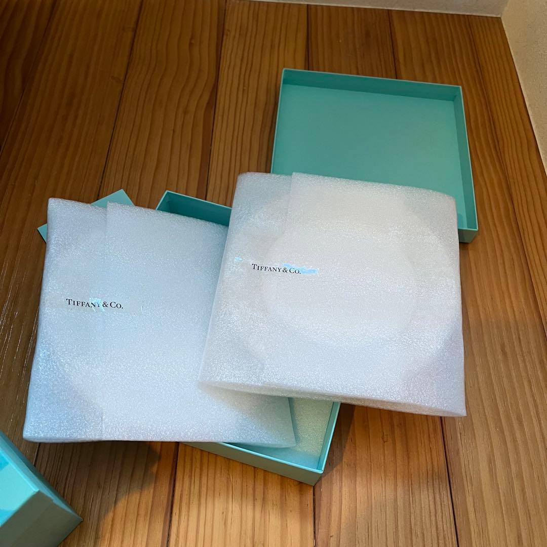 ティファニーTiffany ノーツ Notes ペアプレートホワイト×ゴールド