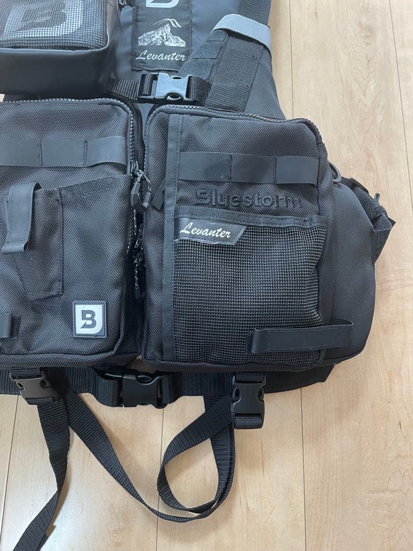 ⭐︎美品　ブルーストーム　レバンテ　ゲームベスト　ブラック　L2-BSJ41