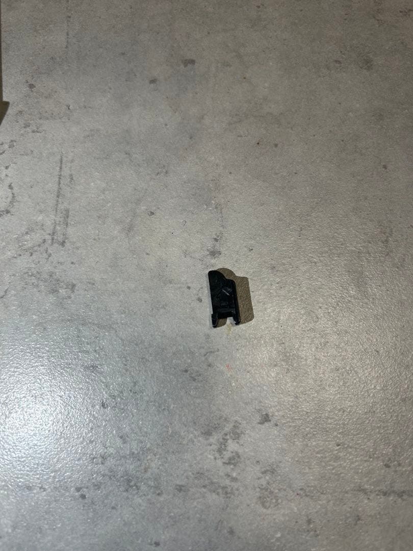 東京マルイ SIG SAUER P226 RAIL＋マガジン