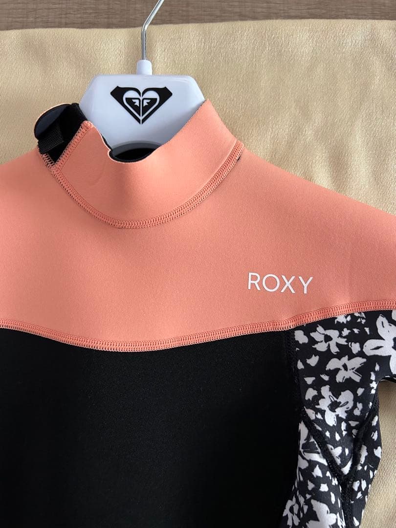 ROXY ロキシー ウェットスーツ キッズ スプリング　　　 ピンク/黒 美品